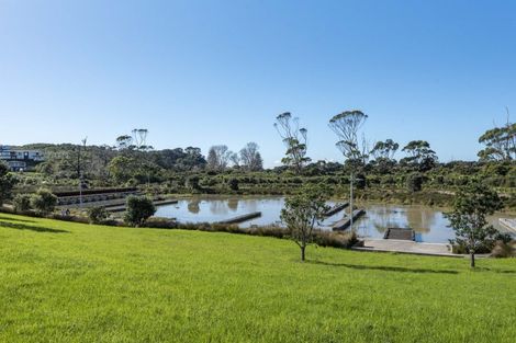 Photo of property in 109 Te Oneroa Way, Long Bay, Auckland, 0630