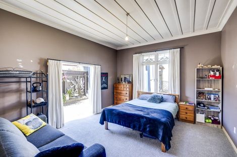 Photo of property in 9 Lawrence Road, Hospital Hill, Napier, 4110