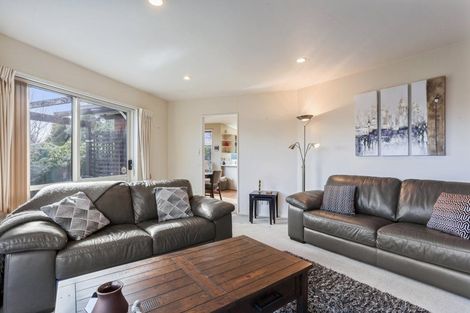 Photo of property in 2/116 Highsted Road, Casebrook, Christchurch, 8051