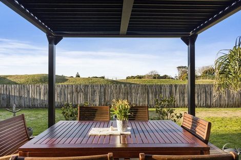 Photo of property in 15a Bunyan Road, Coastlands, Whakatane, 3120