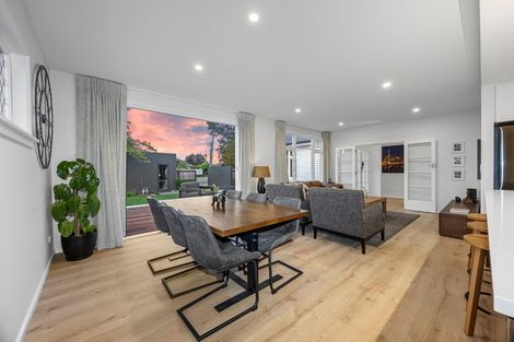 Photo of property in 187 Cashmere Road, Hoon Hay, Christchurch, 8025