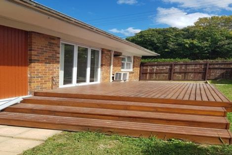 Photo of property in 1/162 Onewa Road, Northcote, Auckland, 0627