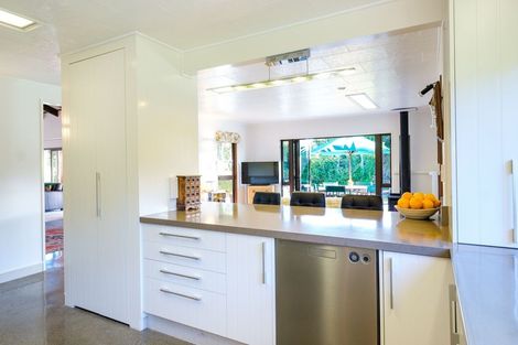 Photo of property in 37 Parkhill Road, Haumoana, 4180