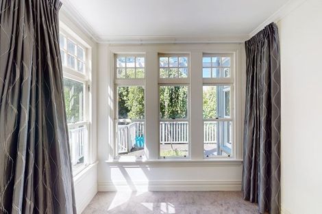 Photo of property in 44 Aurora Terrace, Kelburn, Wellington, 6012