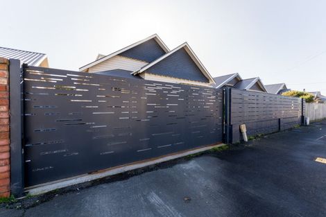 Photo of property in 180 Victoria Road, Saint Clair, Dunedin, 9012