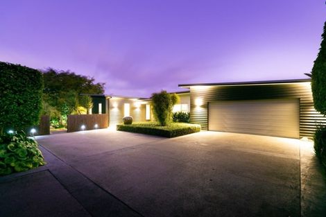Photo of property in 22 Patterson Road, Hurworth, New Plymouth, 4371