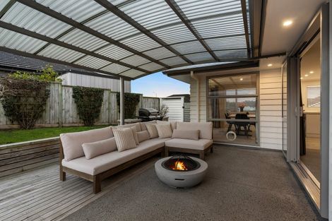 Photo of property in 13 Pitoitoi Drive, Riverhead, 0820