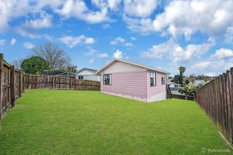 Photo of property in 2/40 Palmers Road, Clendon Park, Auckland, 2103