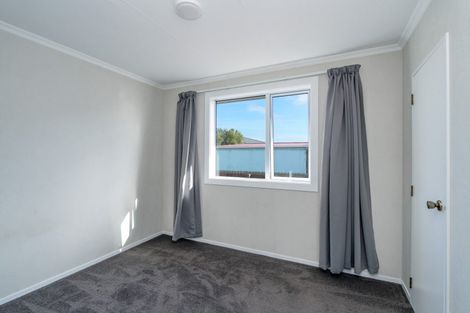 Photo of property in 85 Bay Road, Grasmere, Invercargill, 9810