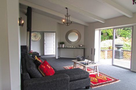Photo of property in 35 Tremaine Avenue, Two Mile Bay, Taupo, 3330
