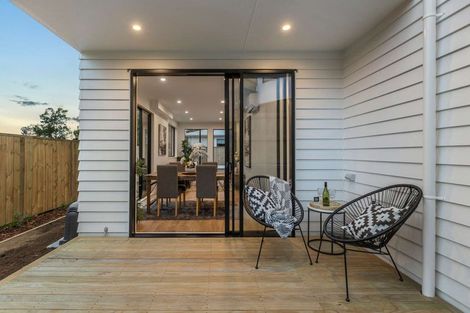 Photo of property in 4/14 Roland Hill, Glen Eden, Auckland, 0602