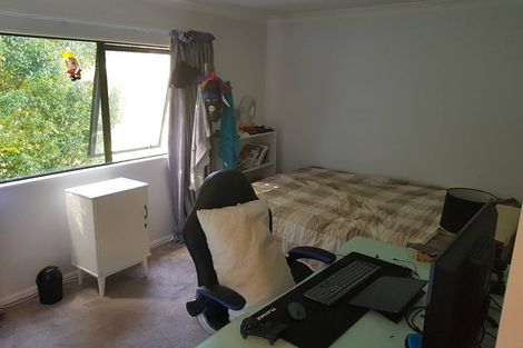 Photo of property in 28 Langana Avenue, Browns Bay, Auckland, 0630