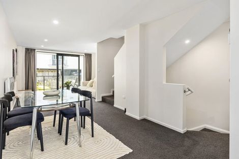 Photo of property in 2/464 Adelaide Road, Berhampore, Wellington, 6023