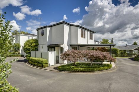 Photo of property in 2/14 Greenwood Road, Havelock North, 4130