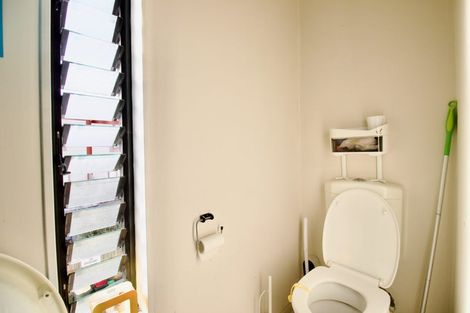 Photo of property in Lynn Park Terrace, 23/12 Ambrico Place, New Lynn, Auckland, 0600