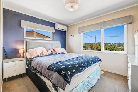 Photo of property in 29 Melandra Road, Stanmore Bay, Whangaparaoa, 0932