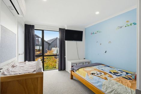 Photo of property in 7 Wharara Lane, Massey, Auckland, 0614
