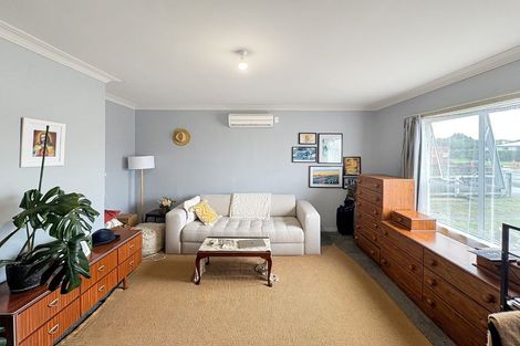 Photo of property in 8 Swinburn Street, Dannevirke, 4930