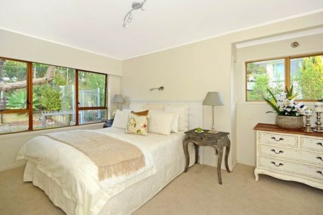 Photo of property in 16 Lake Road, Northcote, Auckland, 0627