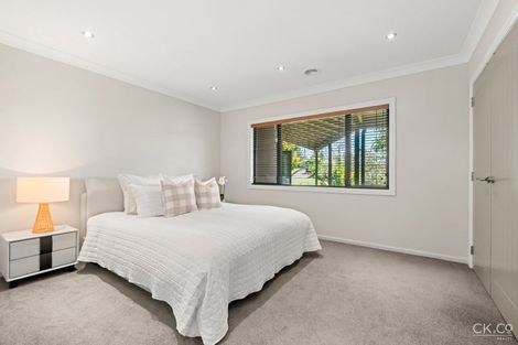 Photo of property in 14 Mount Marua Way, Timberlea, Upper Hutt, 5018