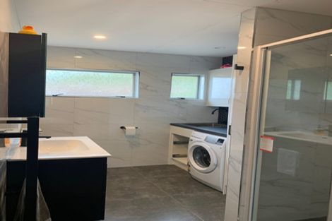 Photo of property in 1/6 Waterloo Place, Westown, New Plymouth, 4310