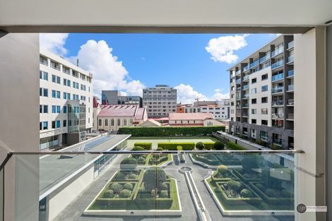 Photo of property in Sanctum Apartment, 10 Ebor Street, Te Aro, Wellington, 6011