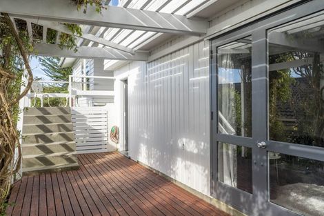 Photo of property in 9 Dormar Place, Churton Park, Wellington, 6037