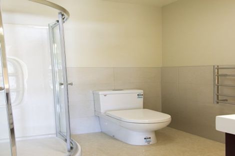 Photo of property in 252 Schnapper Rock Road, Schnapper Rock, Auckland, 0632