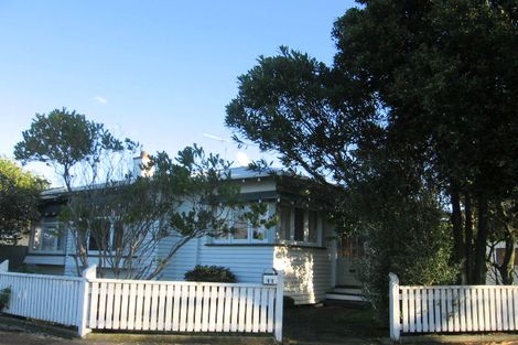 Photo of property in 11 Mahoe Avenue, Takaro, Palmerston North, 4410