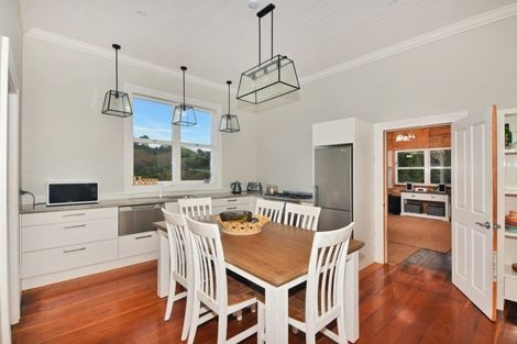 Photo of property in 429 Waikiekie Road North, Waiotira, 0193