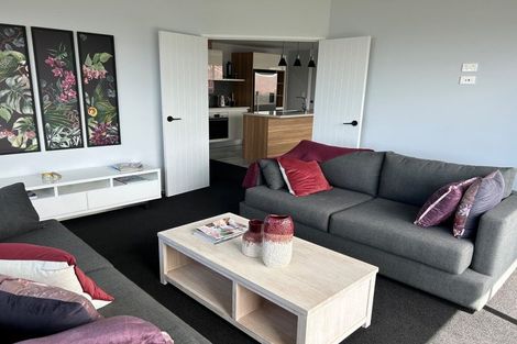 Photo of property in 32 Hitchen Road, Pokeno, 2402