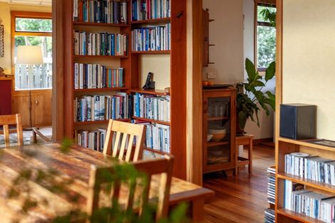 Photo of property in 5 Tennis Court Road, Raumati South, Paraparaumu, 5032