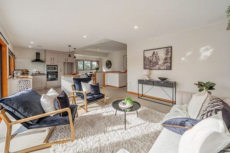 Photo of property in 16a Parklands Drive, Karori, Wellington, 6012