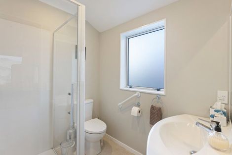 Photo of property in 28 Realm Drive, Paraparaumu, 5032