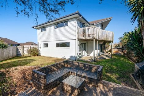 Photo of property in 105 Alec Craig Way, Gulf Harbour, Whangaparaoa, 0930