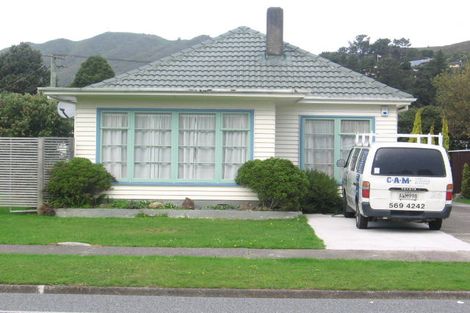 Photo of property in 212 Cambridge Terrace, Naenae, Lower Hutt, 5011