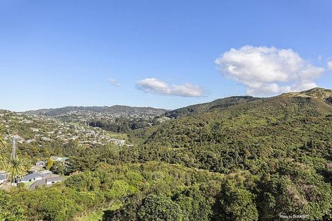 Photo of property in 9 Commons Way, Crofton Downs, Wellington, 6035