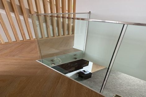 Photo of property in 35 Lewis Road, Pakuranga, Auckland, 2010