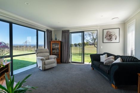 Photo of property in 48 Huka Heights Drive, Rangatira Park, Taupo, 3330