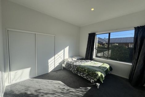 Photo of property in 2a Vivian Street, Burwood, Christchurch, 8083