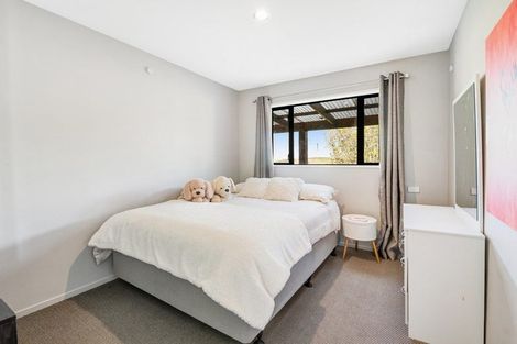 Photo of property in 499 Shelly Beach Road, South Head, Helensville, 0874