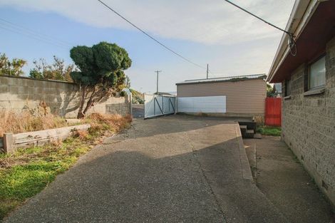 Photo of property in 15 Blackwater Street, Bluff, 9814