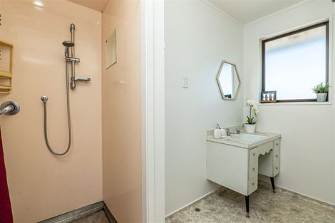 Photo of property in 21 Walcot Street, Bromley, Christchurch, 8062