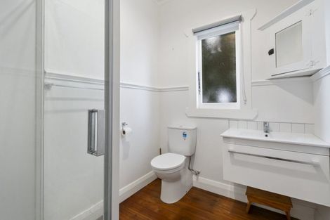 Photo of property in 11 Lyndhurst Street, Takaro, Palmerston North, 4412