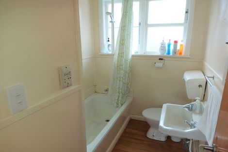 Photo of property in 25-35 Butler Street, Naenae, Lower Hutt, 5011