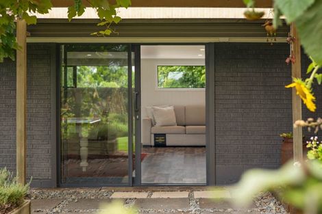 Photo of property in 37 Pohutukawa Drive, Athenree, Katikati, 3177