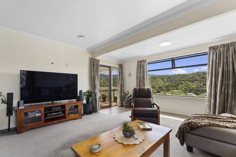 Photo of property in 91 Milton Terrace, Picton, 7220