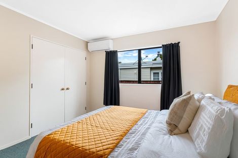 Photo of property in 10a Oxford Crescent, Ebdentown, Upper Hutt, 5018