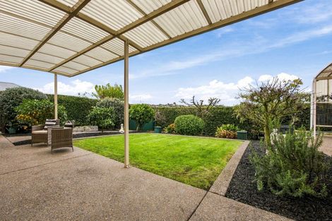 Photo of property in 32 Grace James Road, Pukekohe, 2120
