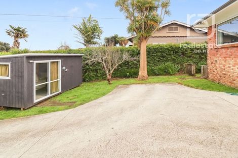 Photo of property in 95 Wallace Road, Mangere Bridge, Auckland, 2022